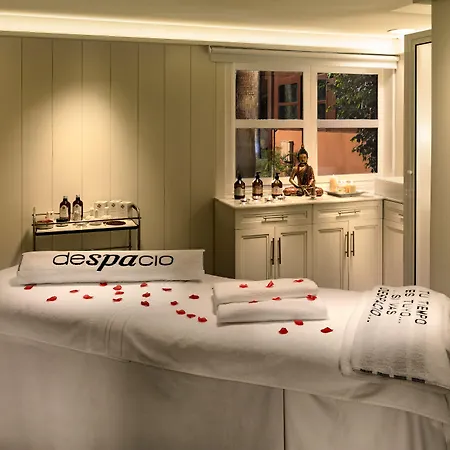 Hotel H10 Palace